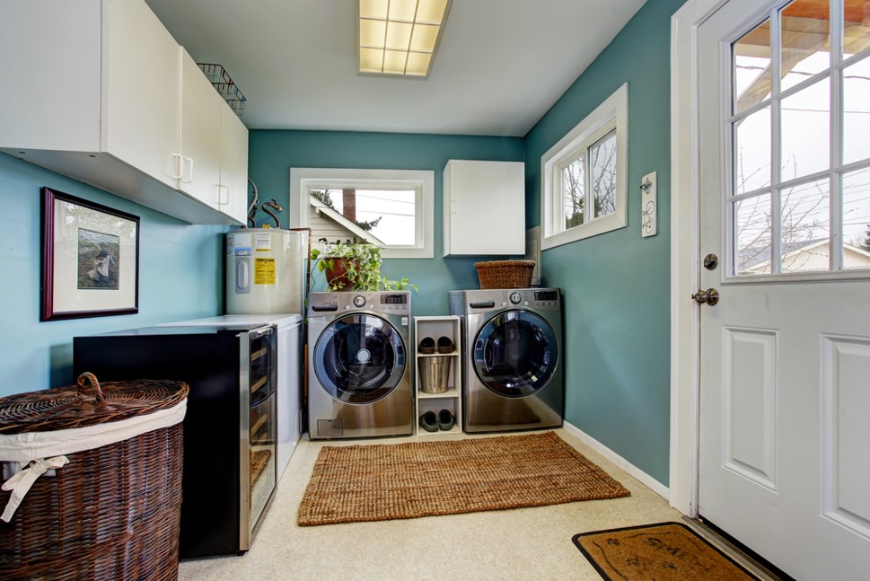 LAUNDRY CABINETS TOTING TO THE ARTISTIC GUISE OF YOUR HOME
